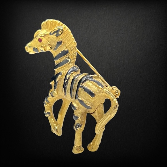 Vintage Gold & Black Stripe Zebra Figural Brooch - Picture 2 of 6